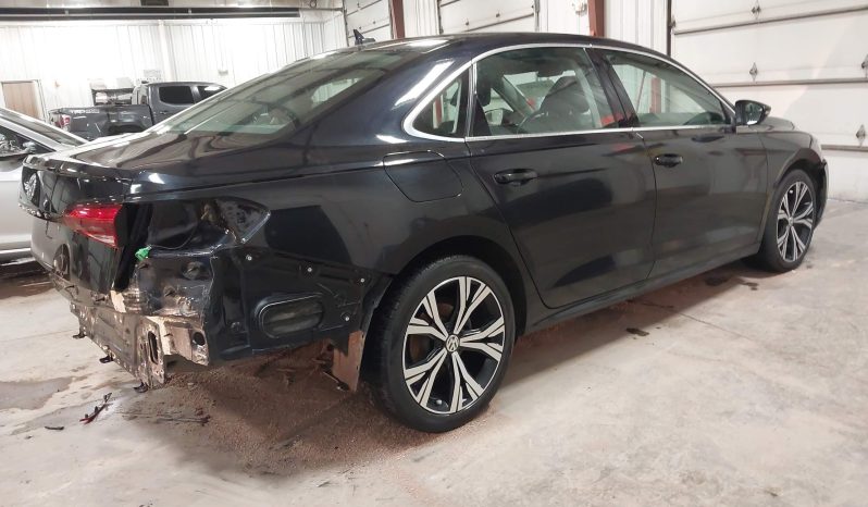 
VOLKSWAGEN PASSAT 2.0T SE, 2021 full									