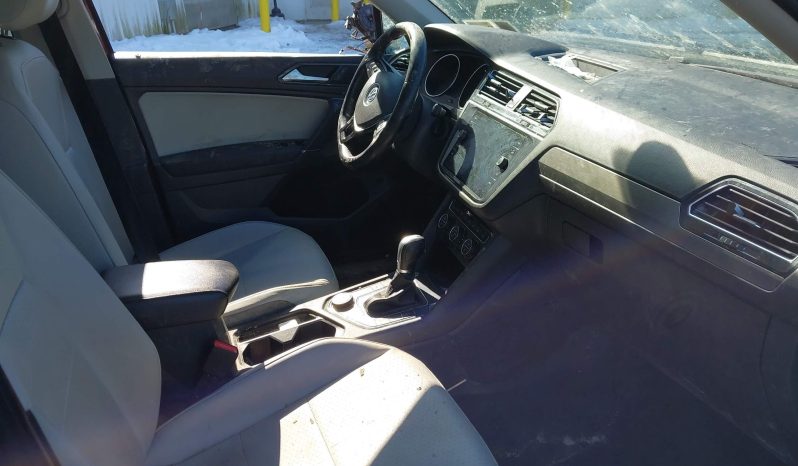 
VOLKSWAGEN TIGUAN 2.0T SEL, 2018 full									