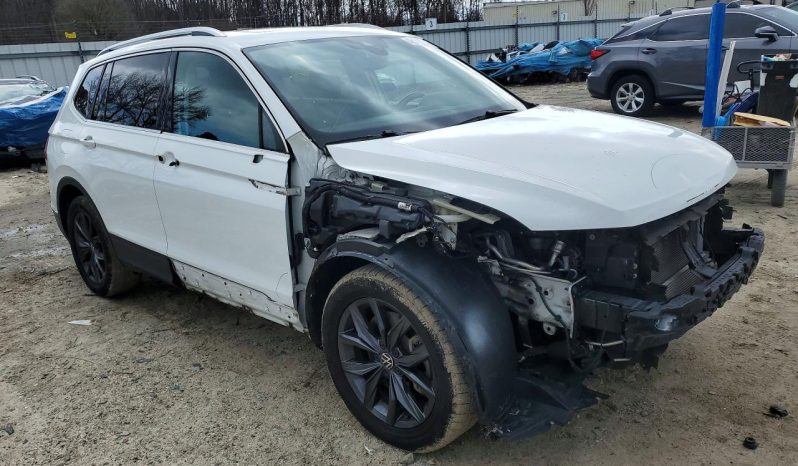 
VOLKSWAGEN TIGUAN SE, 2022 full									