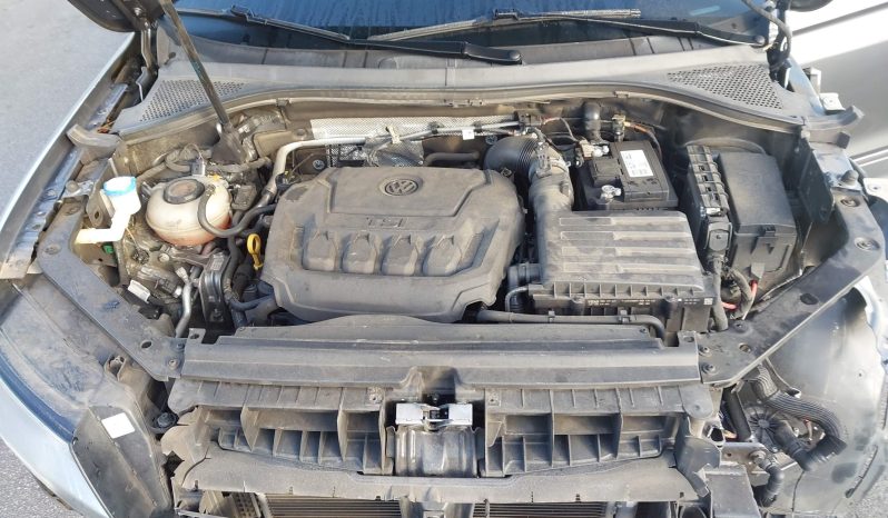
VOLKSWAGEN TIGUAN SE, 2020 full									