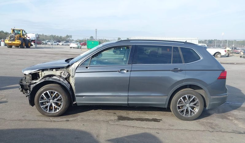 
VOLKSWAGEN TIGUAN SE, 2020 full									