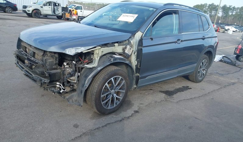 
VOLKSWAGEN TIGUAN SE, 2020 full									