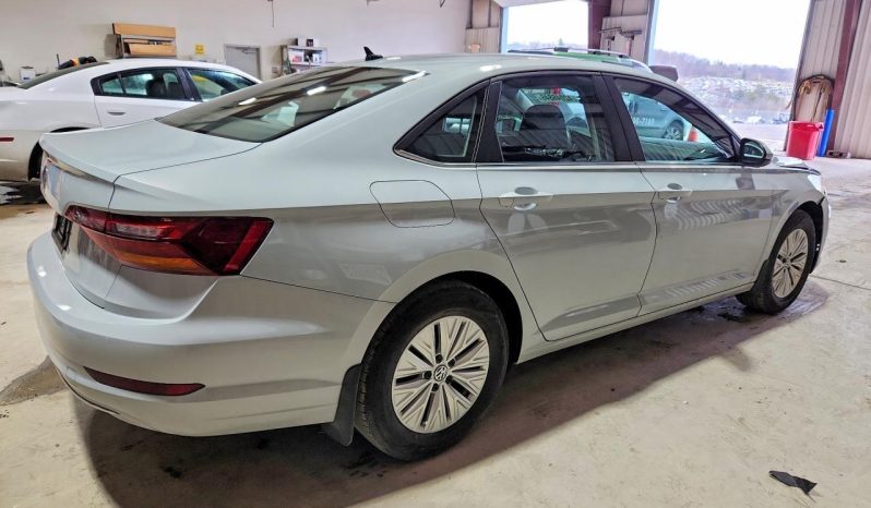 
VOLKSWAGEN JETTA S, 2019 (2018) full									