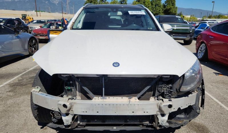 
MERCEDES-BENZ GLC 300, 2016 full									