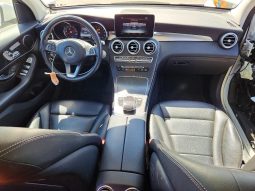 
MERCEDES-BENZ GLC 300, 2016 full									