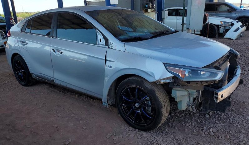 
HYUNDAI IONIQ HYBRID LIMITED, 2017 full									