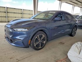 FORD MUSTANG MACH-E SELECT, 2021