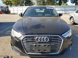 
AUDI A3 E-TRON PREMIUM, 2017 full									