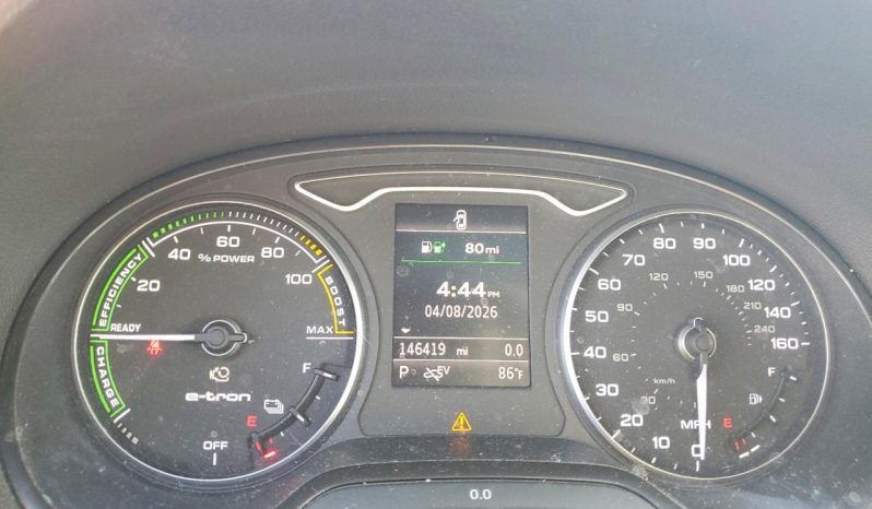 
AUDI A3 E-TRON PREMIUM, 2017 full									