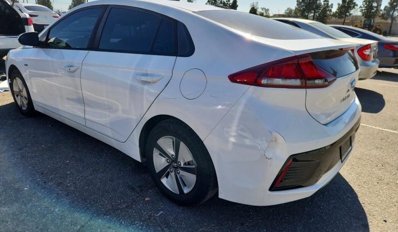 
HYUNDAI IONIQ HYBRID BLUE, 2017 full									