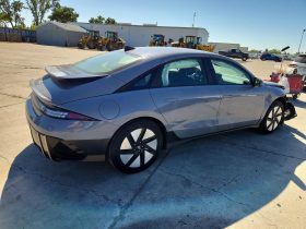 HYUNDAI IONIQ 6 SE, 2024 (2023)