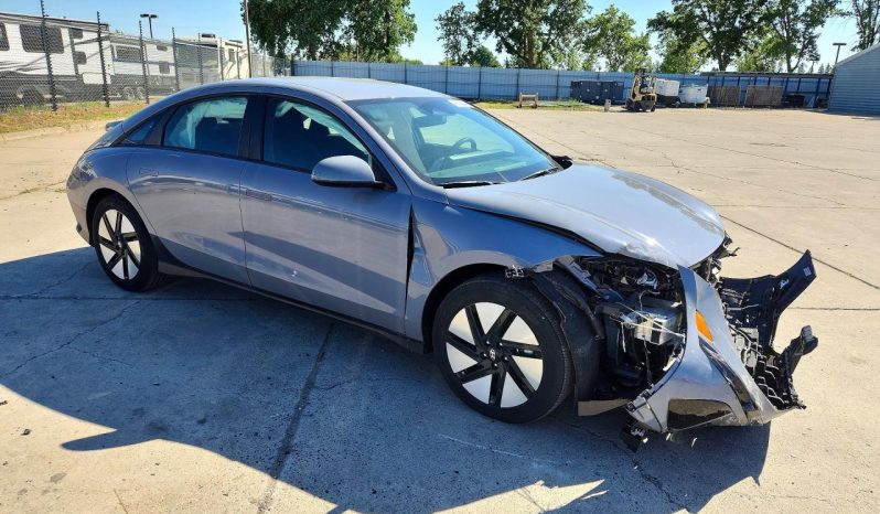 
HYUNDAI IONIQ 6 SE, 2024 (2023) full									