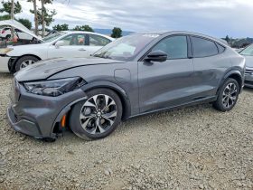FORD MUSTANG MACH-E PREMIUM, 2023