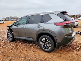 NISSAN ROGUE SV, 2021