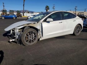 TESLA MODEL 3 SR+ RWD, 2021