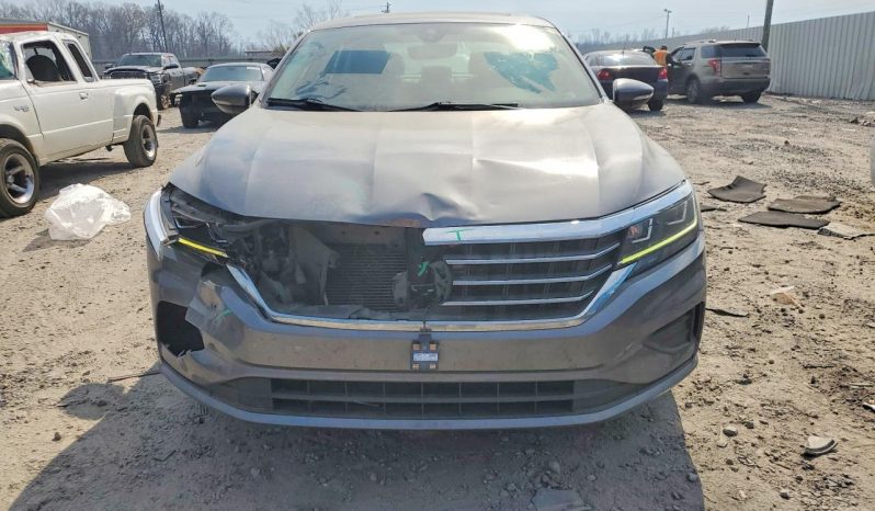 
VOLKSWAGEN PASSAT SE, 2022 (2021) full									