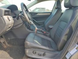 
VOLKSWAGEN PASSAT SE, 2022 (2021) full									