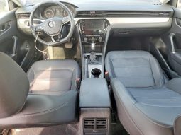 
VOLKSWAGEN PASSAT SE, 2022 (2021) full									