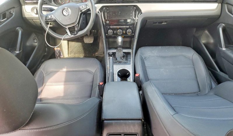 
VOLKSWAGEN PASSAT SE, 2022 (2021) full									