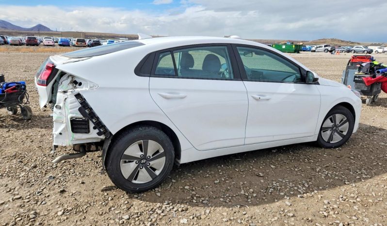 
HYUNDAI IONIQ HYBRID BLUE, 2022 (2021) full									