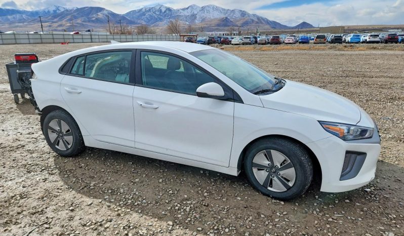 
HYUNDAI IONIQ HYBRID BLUE, 2022 (2021) full									