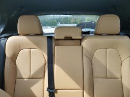 
VOLVO XC40 T5 MOMENTUM, 2019 (2018) full									