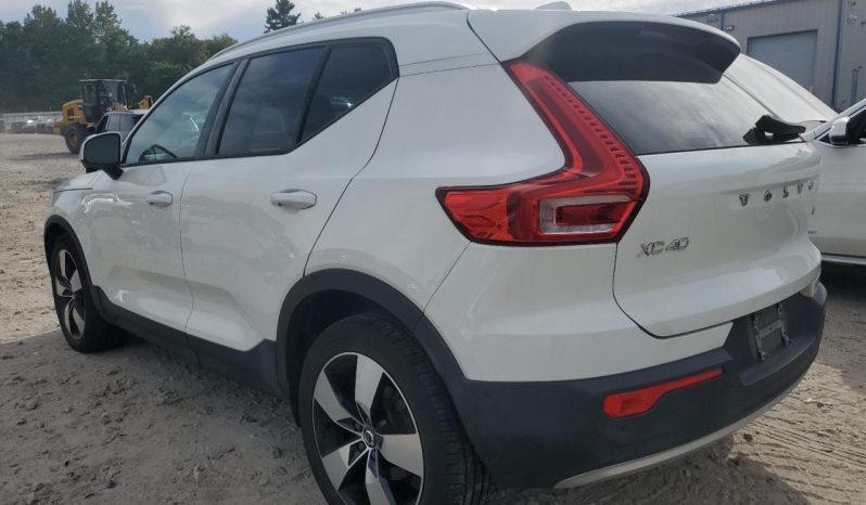 
VOLVO XC40 T5 MOMENTUM, 2019 (2018) full									