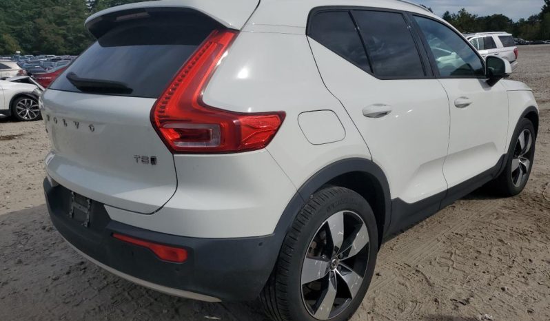 
VOLVO XC40 T5 MOMENTUM, 2019 (2018) full									