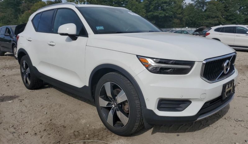
VOLVO XC40 T5 MOMENTUM, 2019 (2018) full									