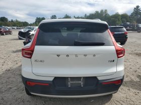 VOLVO XC40 T5 MOMENTUM, 2019 (2018)