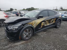 FORD MUSTANG MACH-E SELECT, 2021