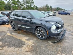 
MITSUBISHI OUTLANDER SE, 2022 full									