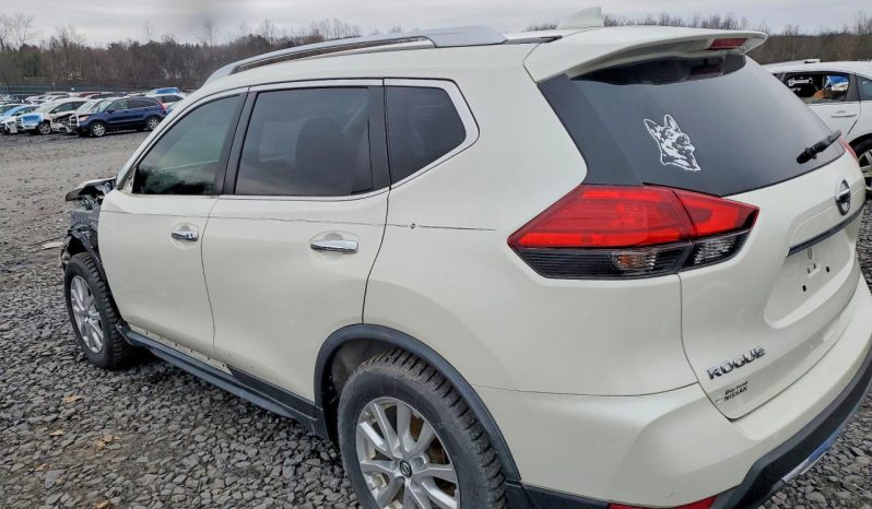 
NISSAN ROGUE SV, 2017 full									