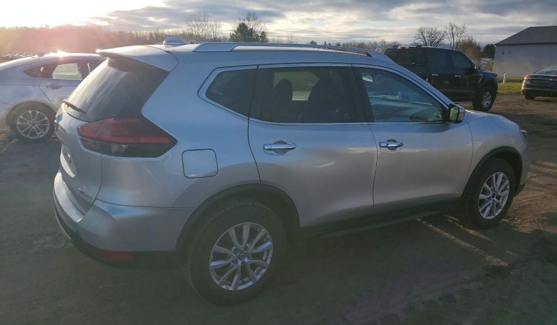 
NISSAN ROGUE SV, 2017 (2016) full									