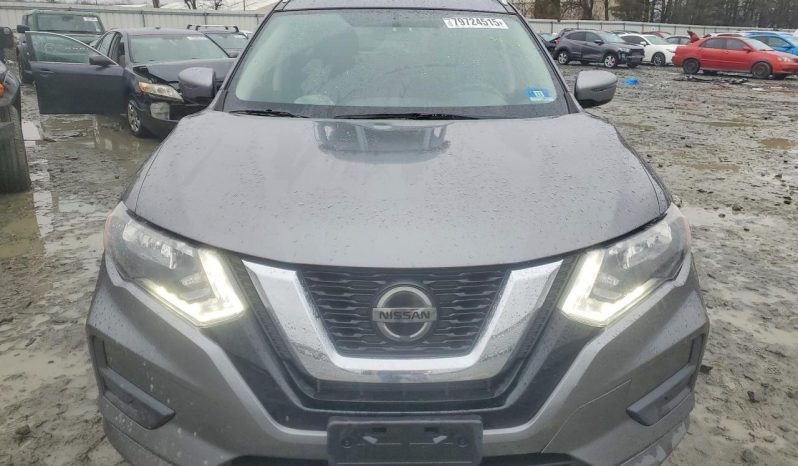 
NISSAN ROGUE SV, 2018 full									