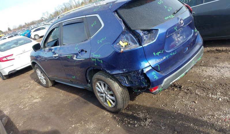 
NISSAN ROGUE SV, 2018 (2017) full									