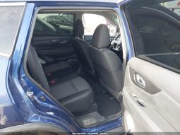 
NISSAN ROGUE SV, 2018 (2017) full									