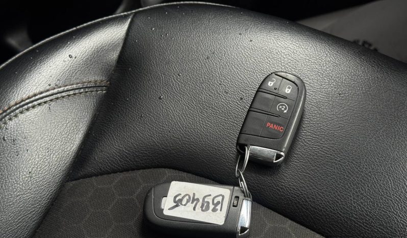 
JEEP COMPASS LATITUDE, 2018 (2017) full									