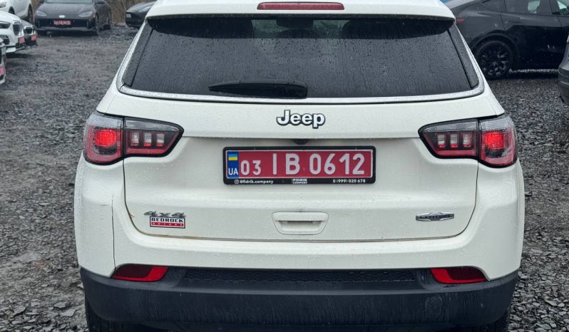 
JEEP COMPASS LATITUDE, 2018 (2017) full									