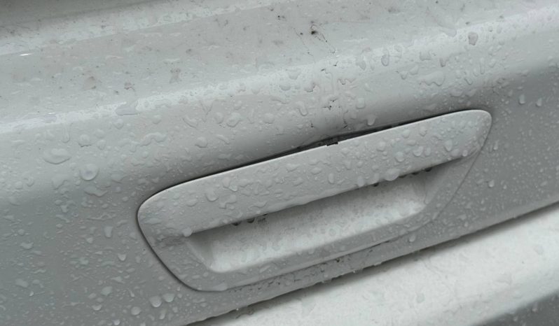 
JEEP COMPASS LATITUDE, 2018 (2017) full									