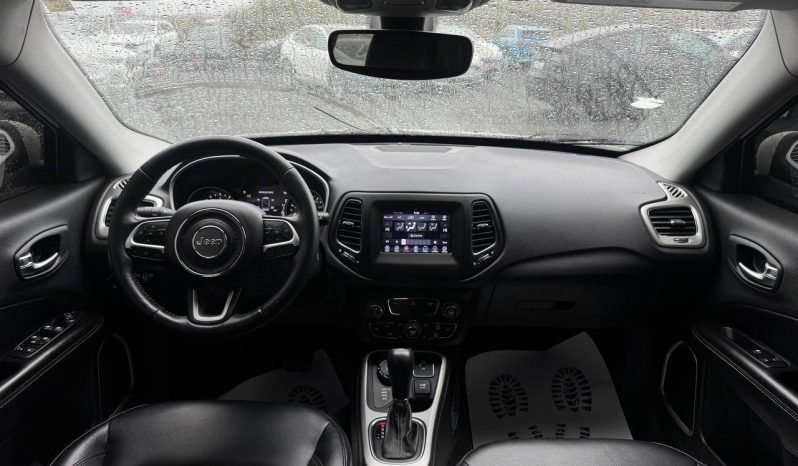 
JEEP COMPASS LATITUDE, 2018 (2017) full									