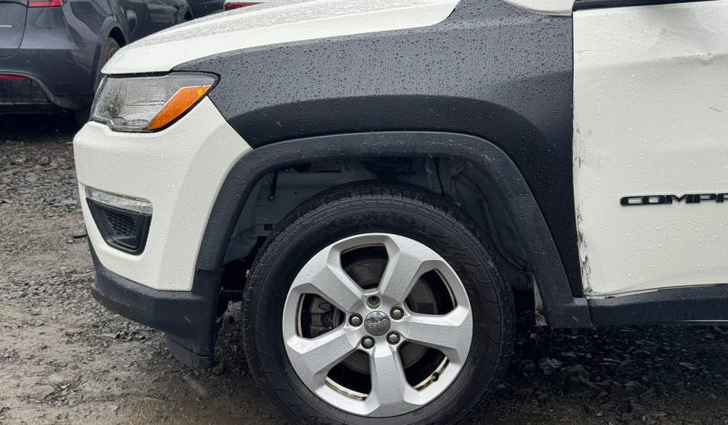 
JEEP COMPASS LATITUDE, 2018 (2017) full									