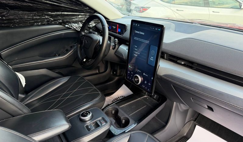 
FORD MUSTANG MACH-E SELECT, 2021 (2020) full									