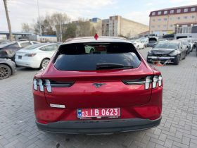 FORD MUSTANG MACH-E SELECT, 2021 (2020)