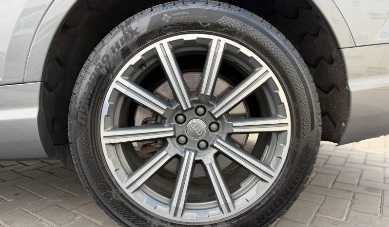 
AUDI Q7 PRESTIGE, 2017 (2016) full									