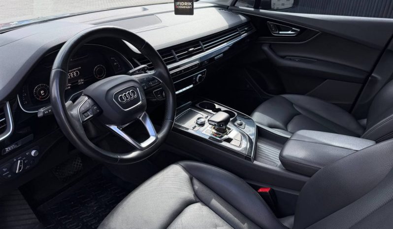 
AUDI Q7 PRESTIGE, 2017 (2016) full									
