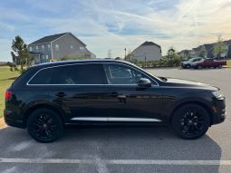 
AUDI Q7 3.0T PREMIUM, 2017 (11/2015) full									