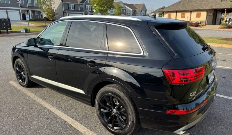 
AUDI Q7 3.0T PREMIUM, 2017 (11/2015) full									