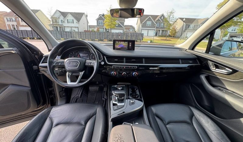 
AUDI Q7 3.0T PREMIUM, 2017 (11/2015) full									