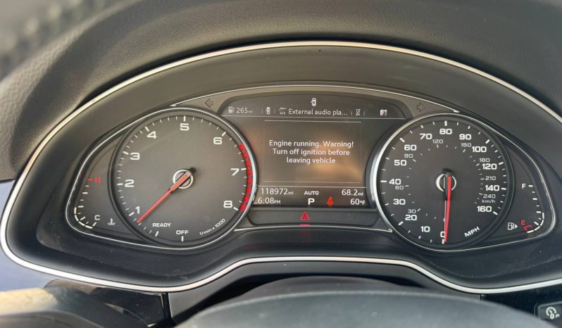 
AUDI Q7 3.0T PREMIUM, 2017 (11/2015) full									